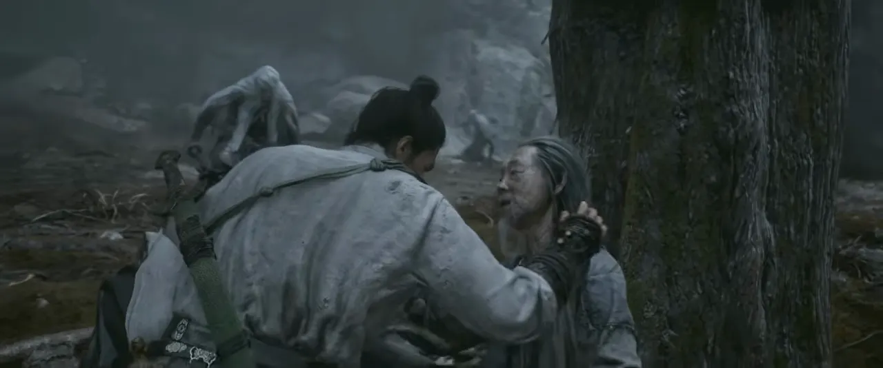 Swordsman surrounded by enemies with the combat HUD visible